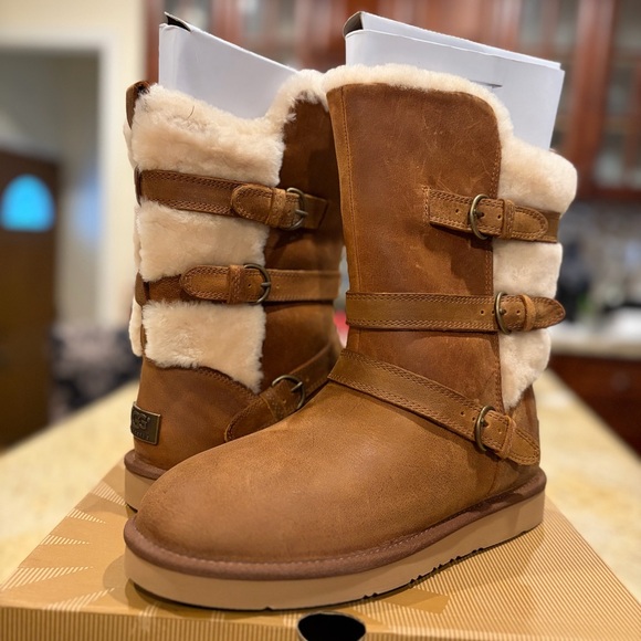 NIB RARE UGG Becket Boots - Chestnut Leather - Discontinued Collector’s Item - 9 - Picture 5 of 6